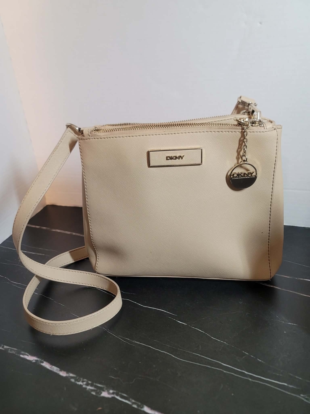 DKNY Beige Crossbody Bag – Sleek Everyday Shoulder Purse